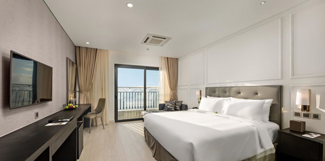 Loại phòng Deluxe 5 sao - Danang Golden Bay Hotel