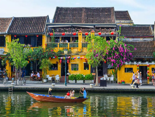 Top 6 most beautiful tourist destinations in Hoi An Ancient Town